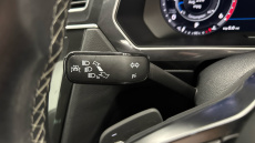 Volkswagen Tiguan 2.0 TDi 150 R-Line 5dr DSG Diesel Estate